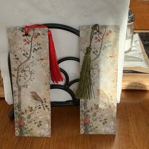 Elegant Bird Design Bookmarks with Tassels